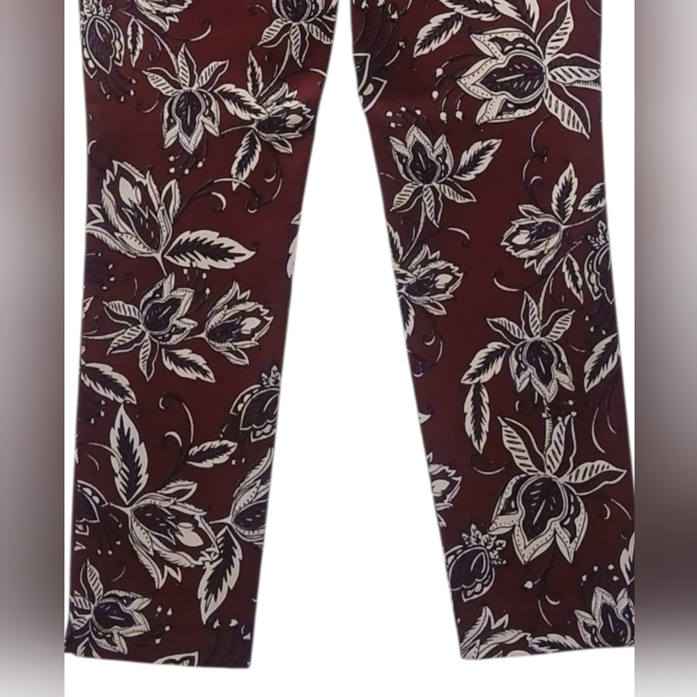 Chico's - NWOT,Maroon Floral Dress Pants W/Slimming Panel, Elastic Waist, Size 4 - Picture 8 of 8